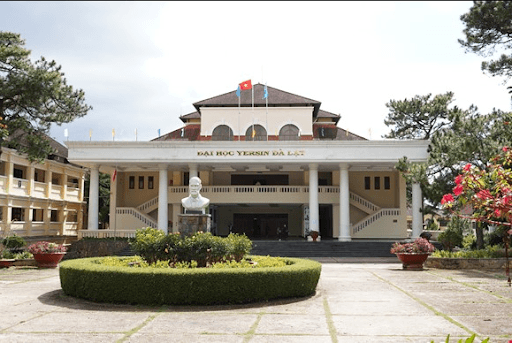 Trường Đại Học Yersin Đà Lạt