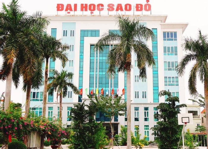 Trường Đại học Sao Đỏ