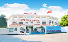 Trường Cao Đẳng Bán Công Công Nghệ và Quản Trị Doanh Nghiệp