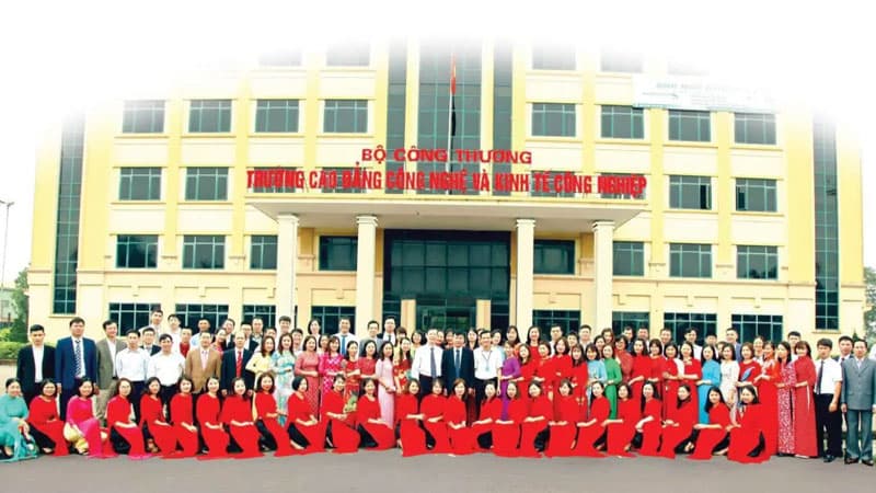 Trường Cao Đẳng Công Nghệ và Kinh Tế Công Nghiệp