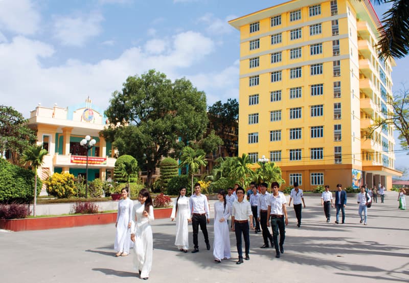 Trường Cao Đẳng Công Nghiệp và Xây Dựng